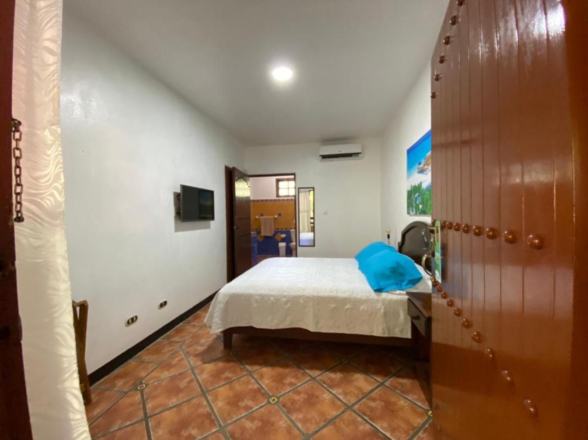Hotel Playa Westfalia Puerto Limon Eksteriør billede