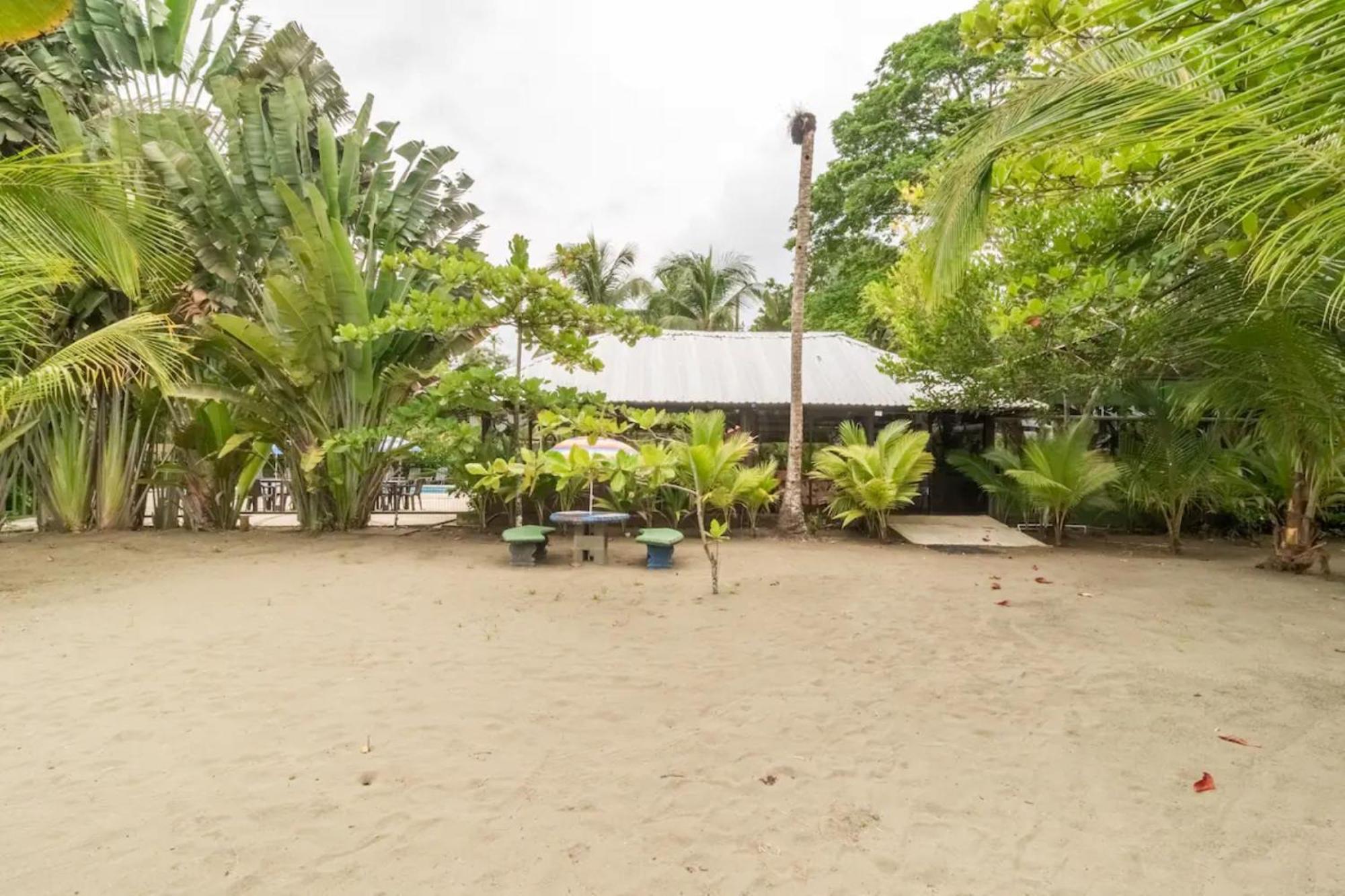 Hotel Playa Westfalia Puerto Limon Eksteriør billede