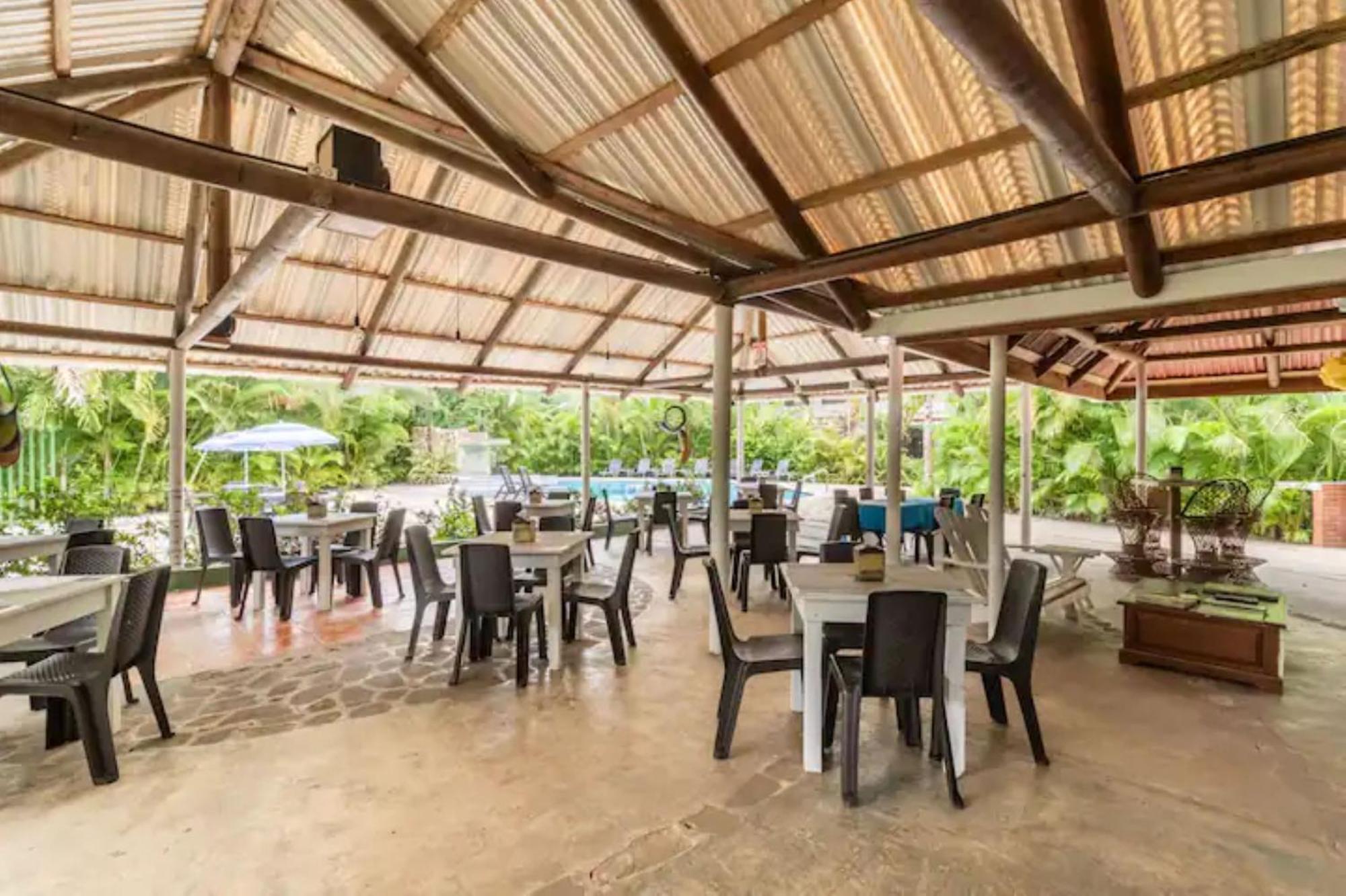 Hotel Playa Westfalia Puerto Limon Eksteriør billede